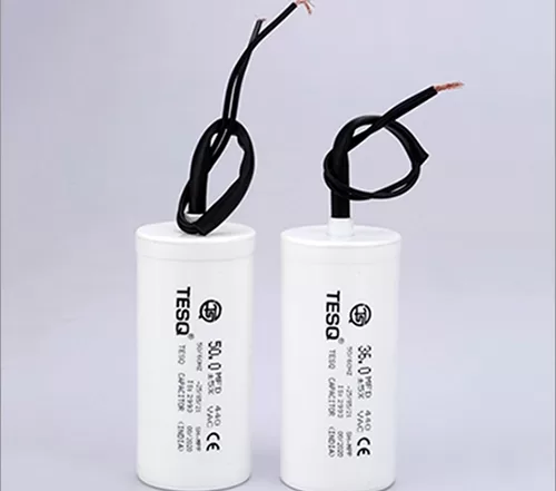 Submersibile pump capacitors